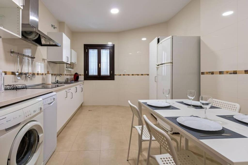 Jdcbl - Peaceful Wonderful Apartment In City Center Sevilla Exteriör bild